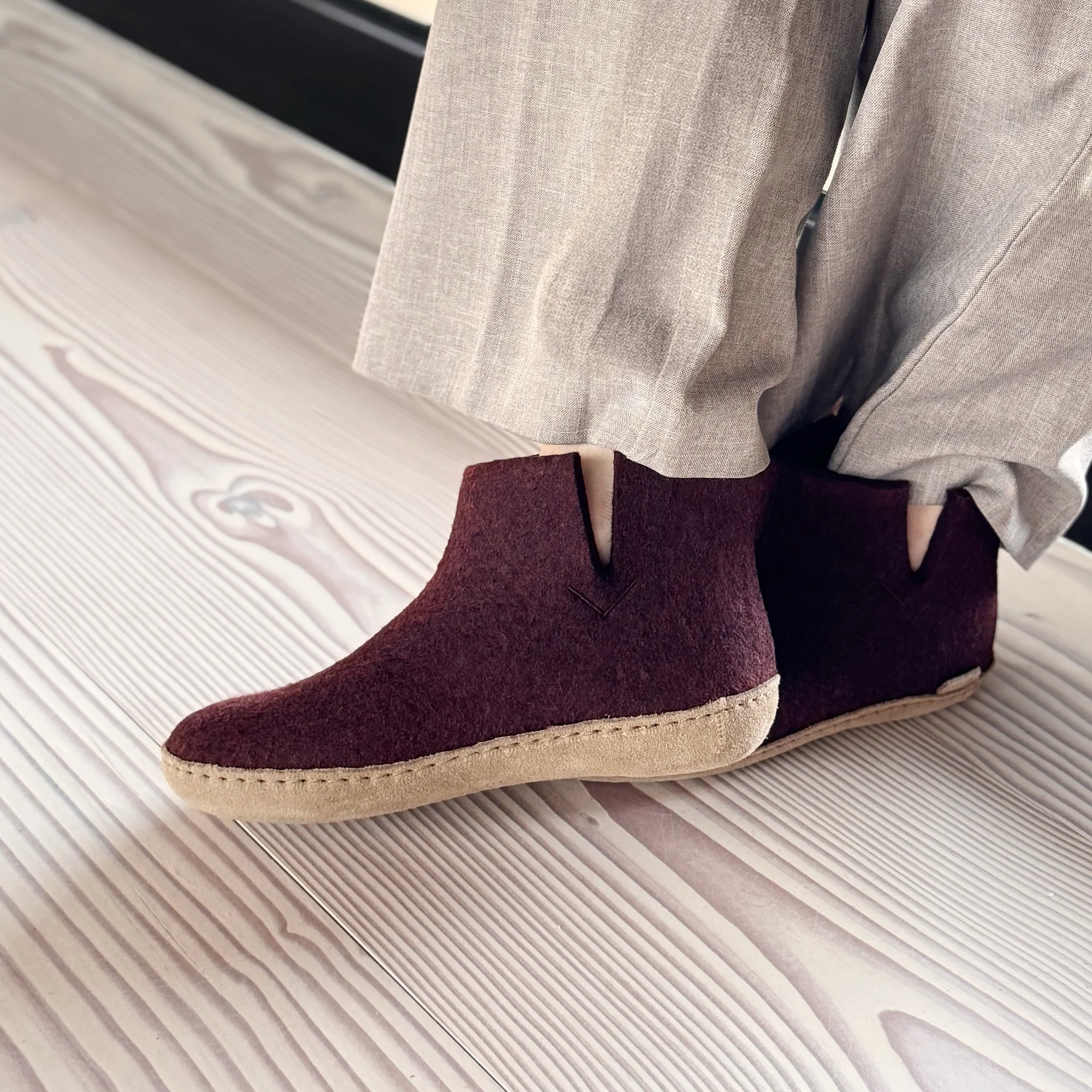 Boot with leather sole - Beet - Image 2