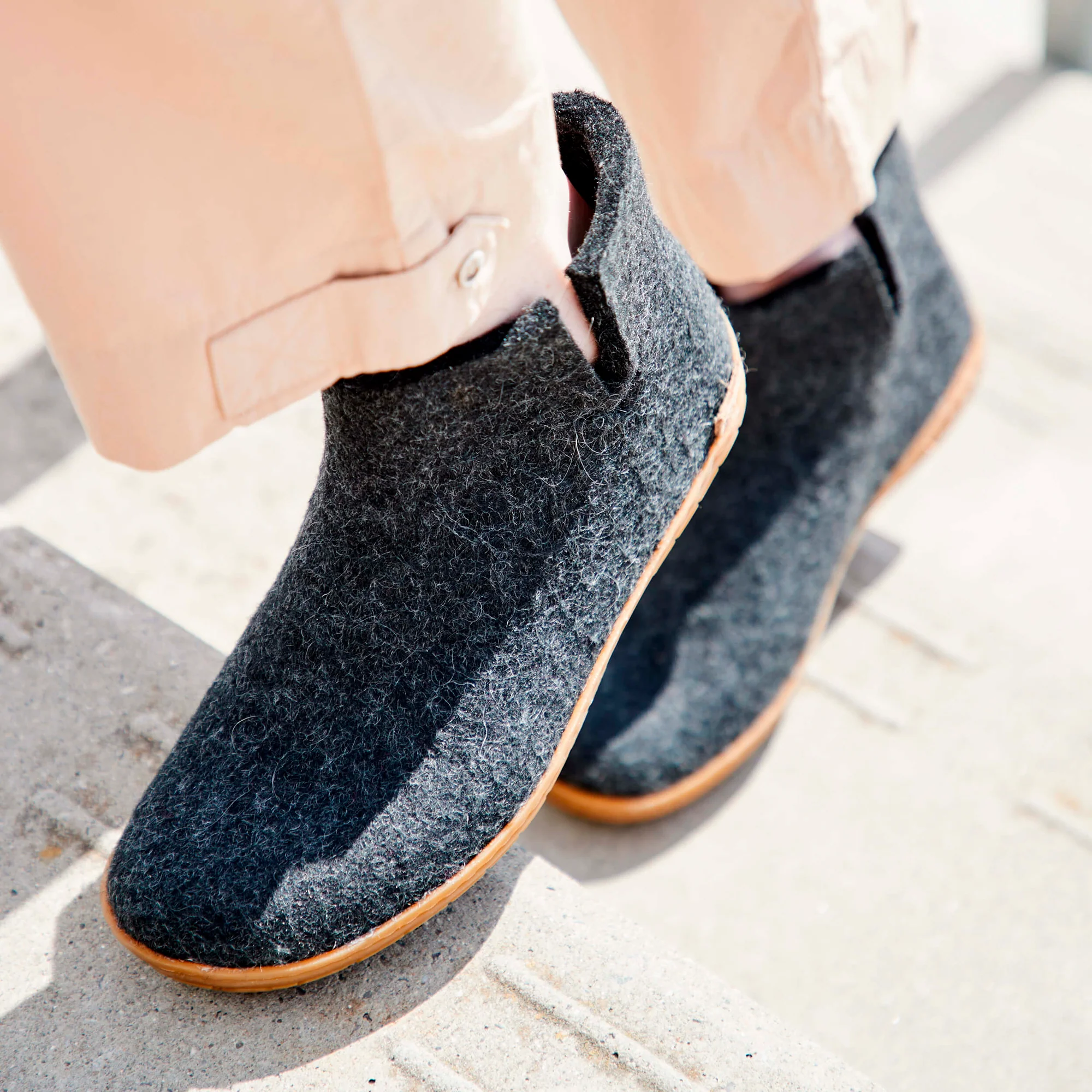 Boot with natural rubber sole - honey - Charcoal - Image 3