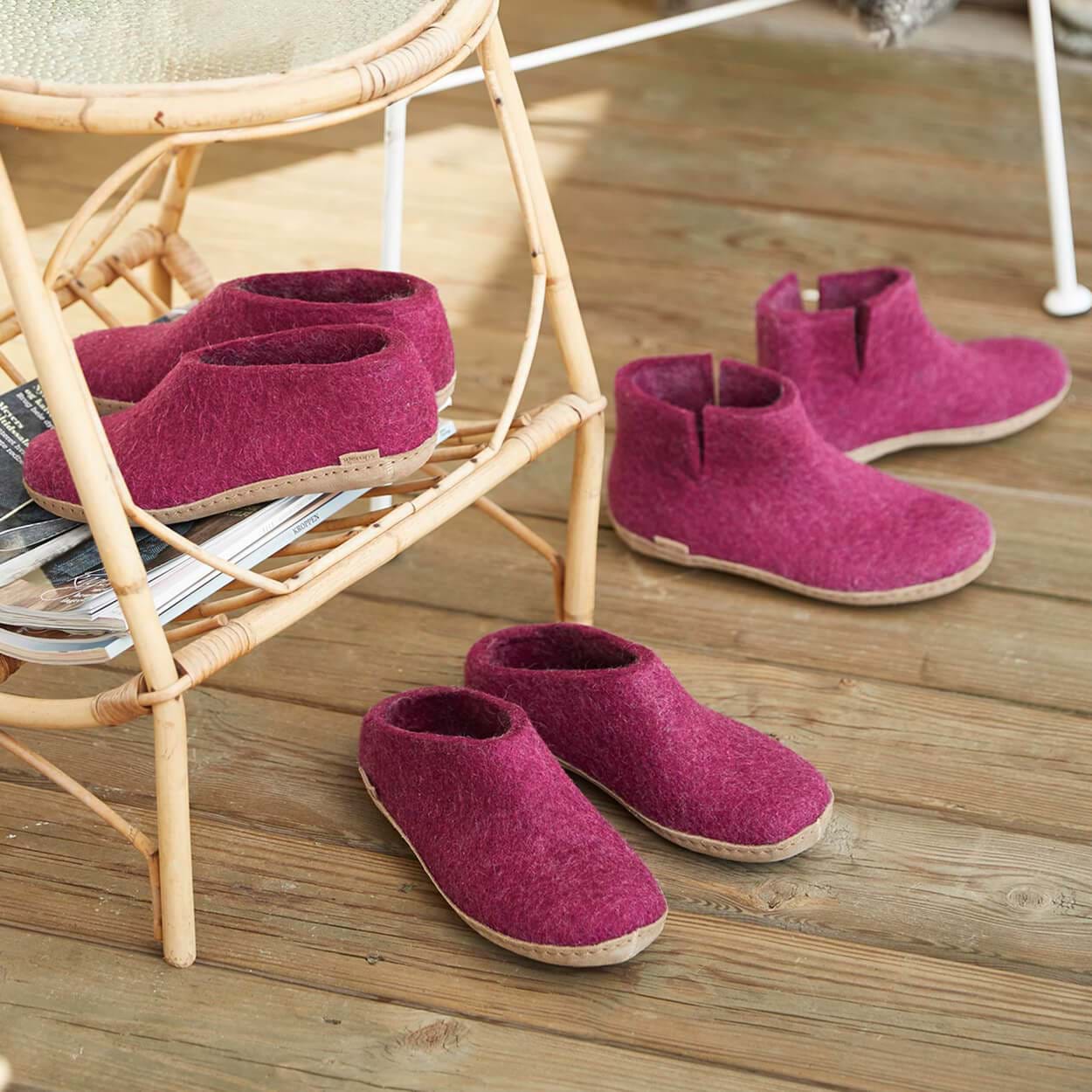Shoe with leather sole - Cranberry - Image 3