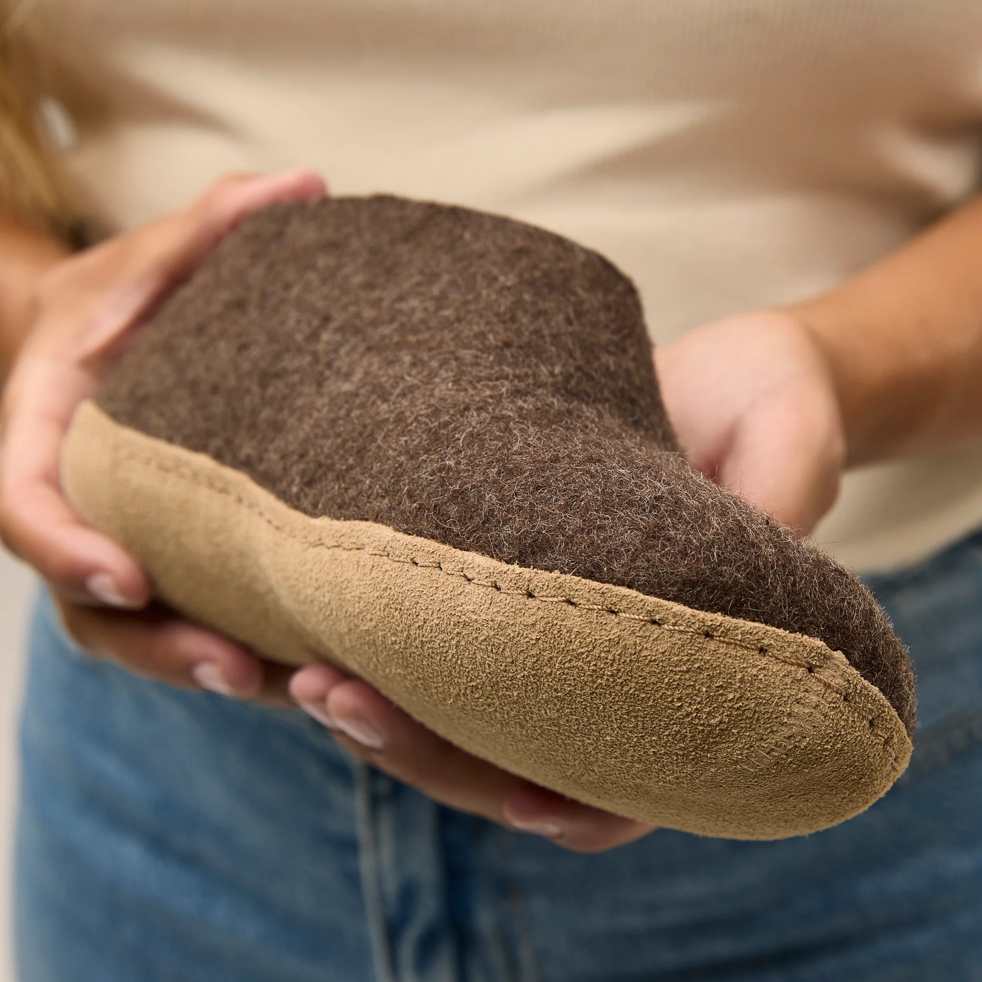 Shoe with leather sole - Chestnut - Image 3