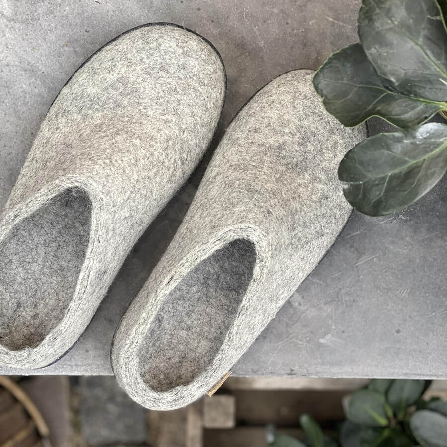 Slip-on with natural rubber sole - black - Grey - Image 4